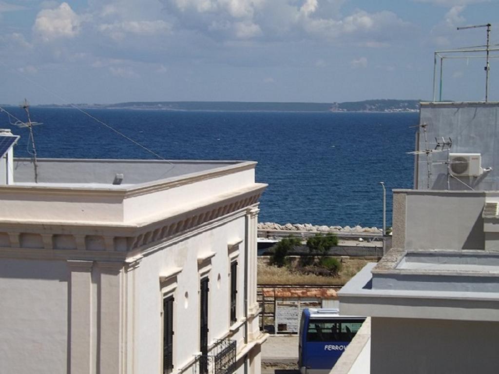 Le Terrazze Sul Mare Gallipolli Exteriör bild
